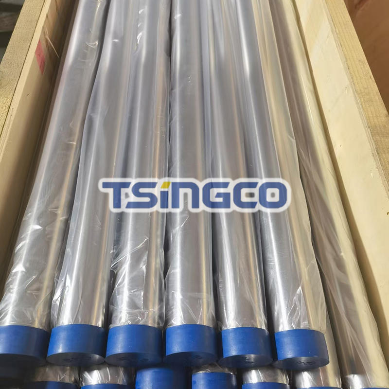 Nhà máy Trung Quốc ASTM 304/321/310S/316 Ống tròn hàn liền mạch bằng thép không gỉ được ủ sáng